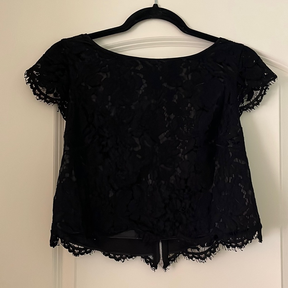 White House | Black Market Lace top